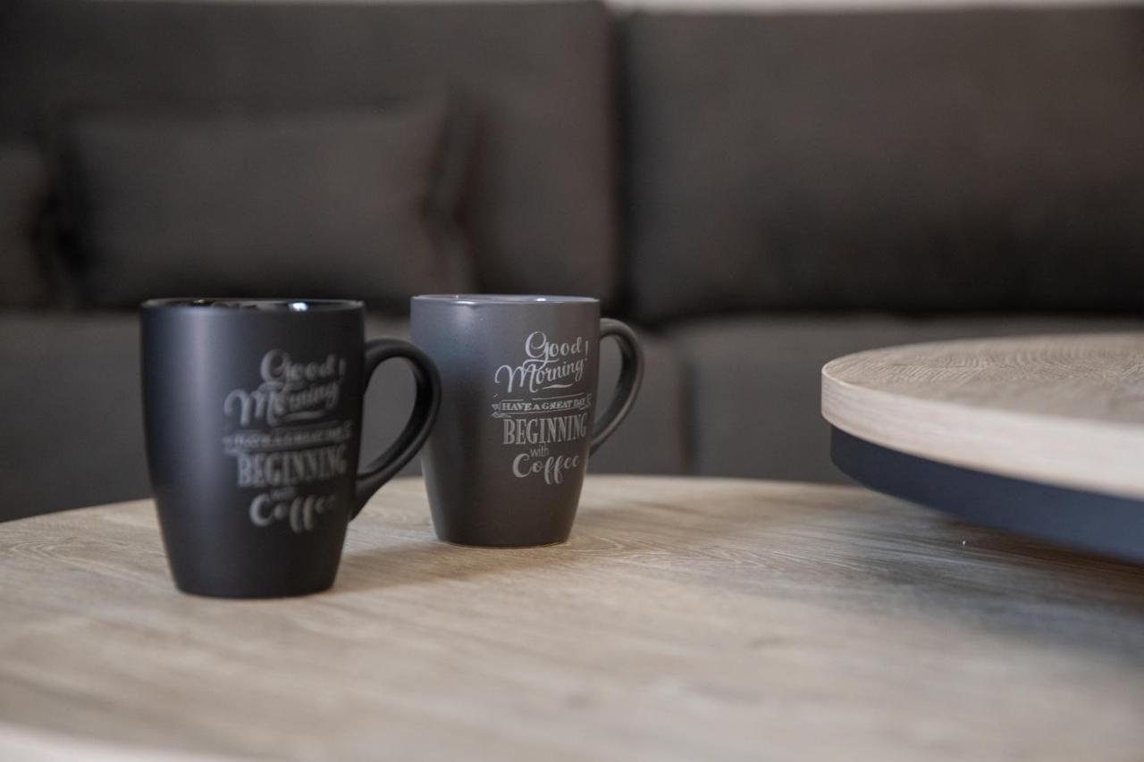 Petrino Suites Mesolonghi Mesolóngion Exteriör bild