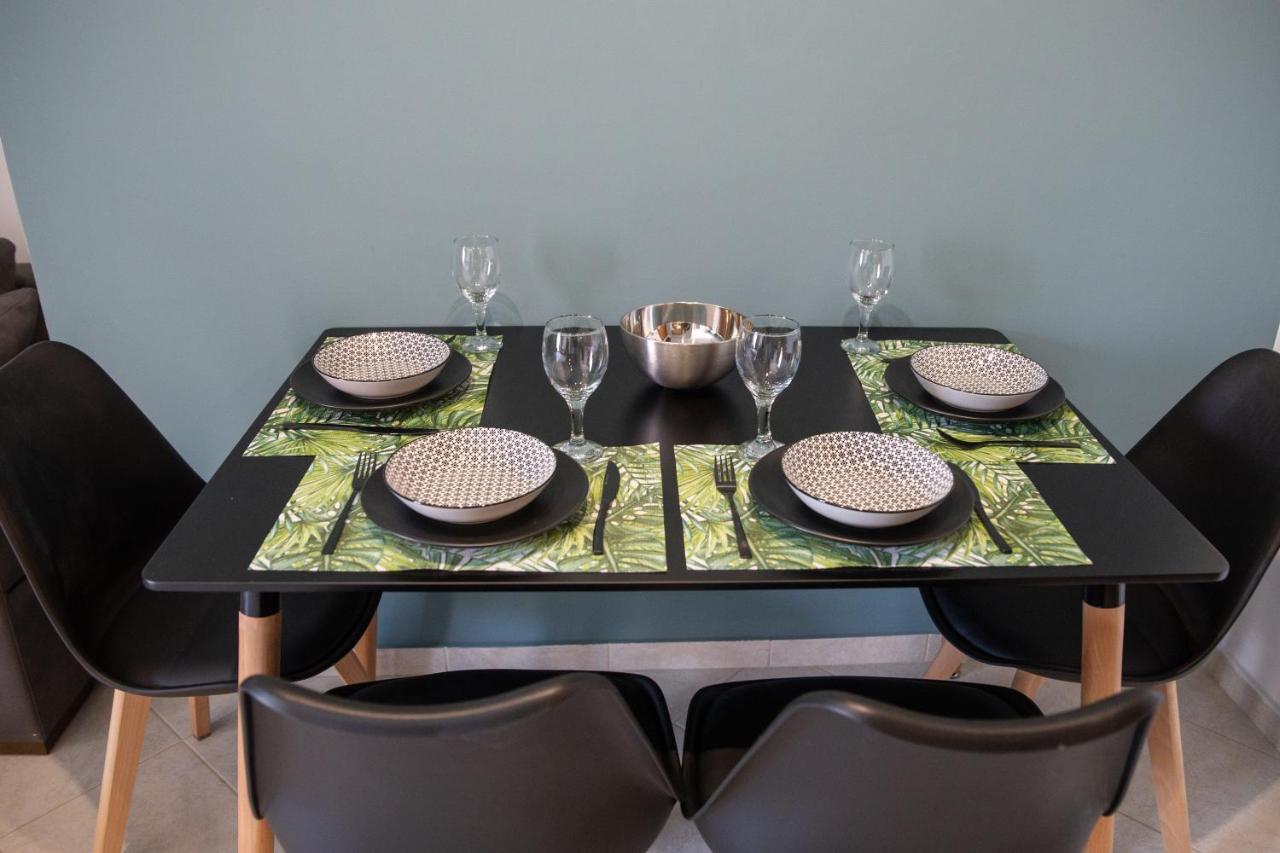 Petrino Suites Mesolonghi Mesolóngion Exteriör bild